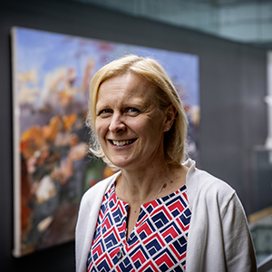 Dr. Kristina Karvinen